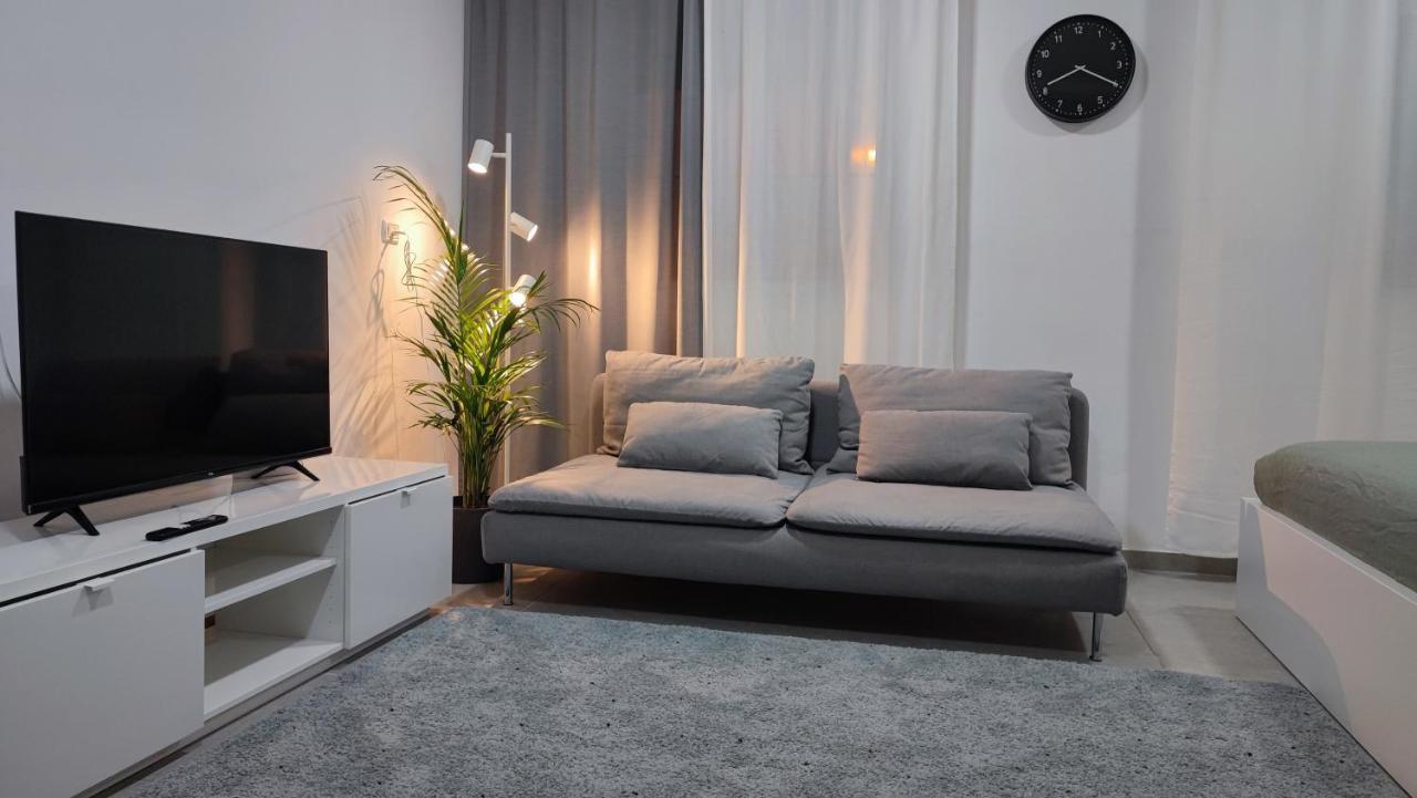 Studio Apartment 12 Minutes From Bahai'S Garden Haifa Esterno foto